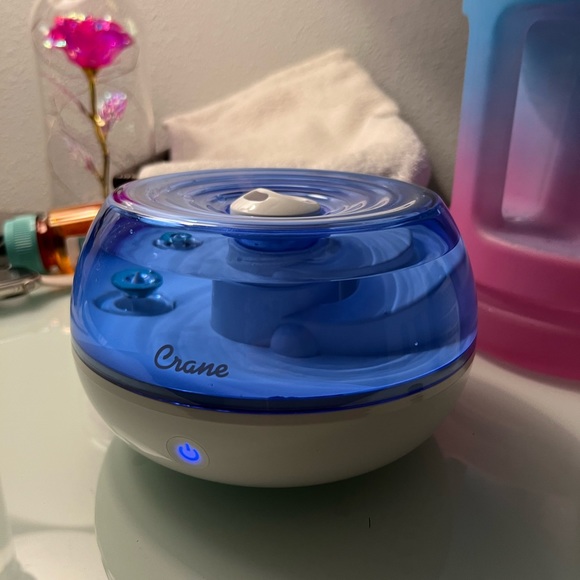 Crane Ultrasonic Cool Mist Humidifier - Picture 5 of 5